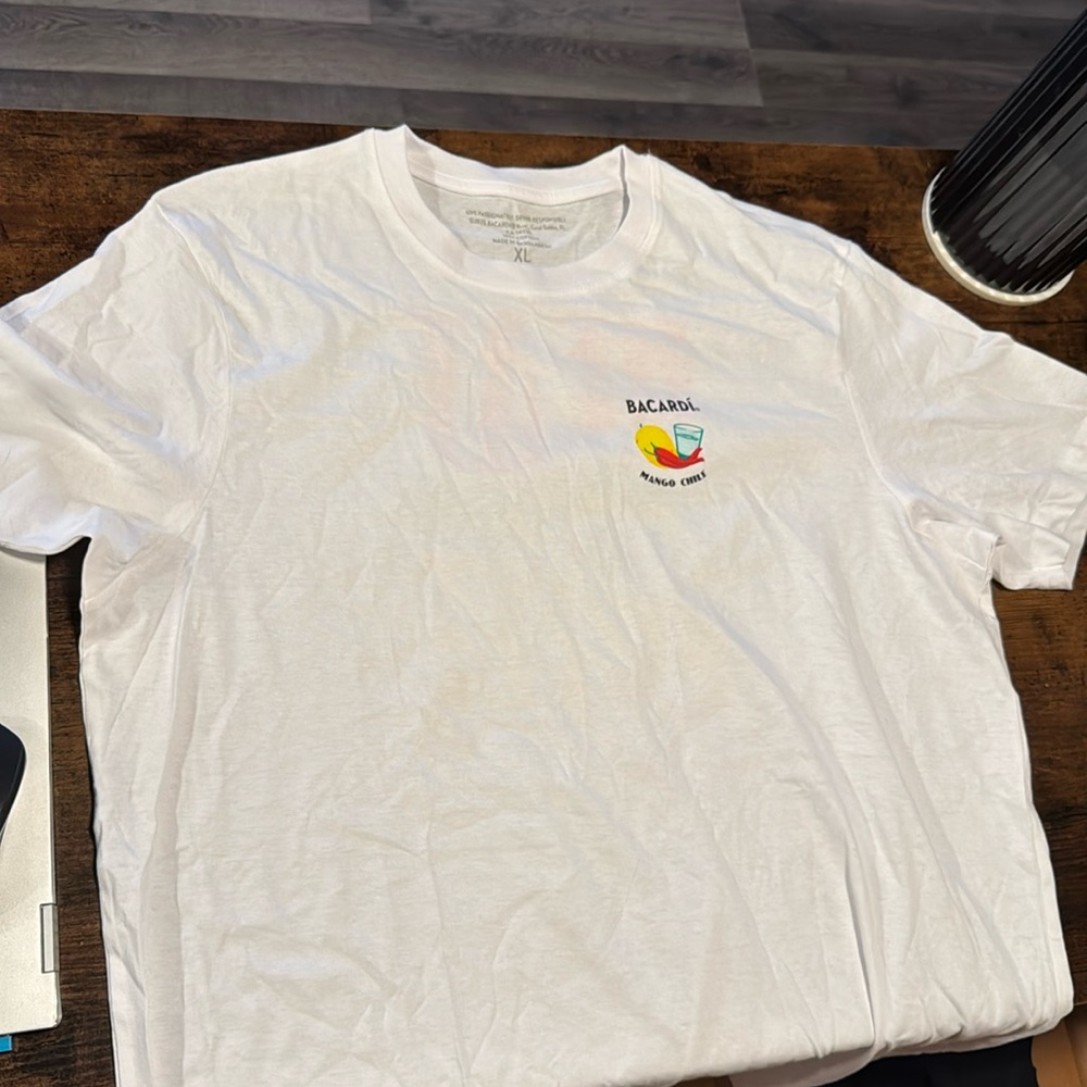 Men’s Bacardi Shirt size XL 100% cotton